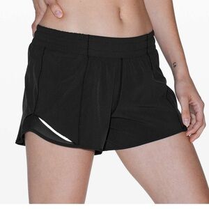 Lululemon Hotty Hot Short II *Long 4"
